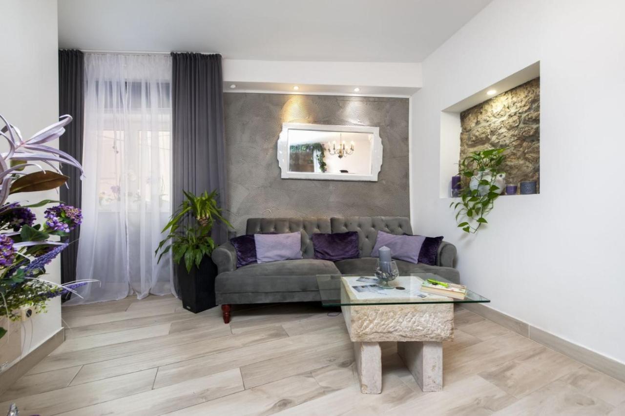 Casa Ivona Apartment *